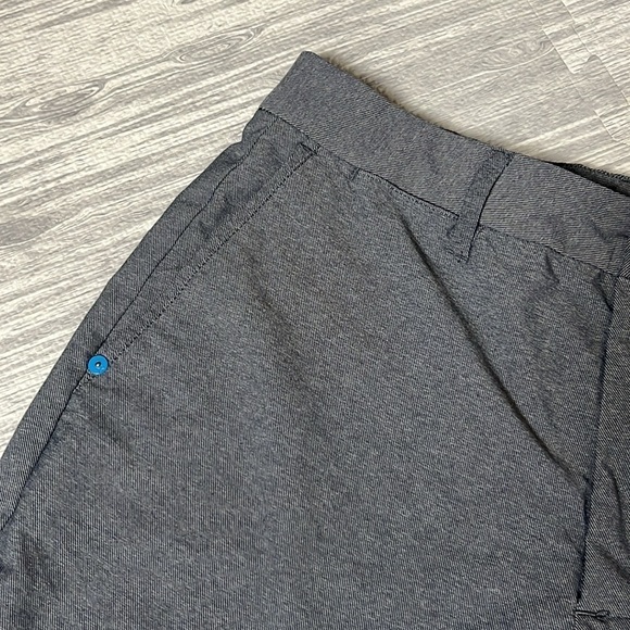 Hurley Dri Fit Gray Shorts Size 30 - Picture 5 of 5